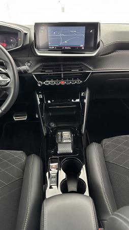 Vente en ligne Peugeot 2008 2008 II 1.2 PureTech 130ch GT Pack EAT8 au prix de 22 400 €