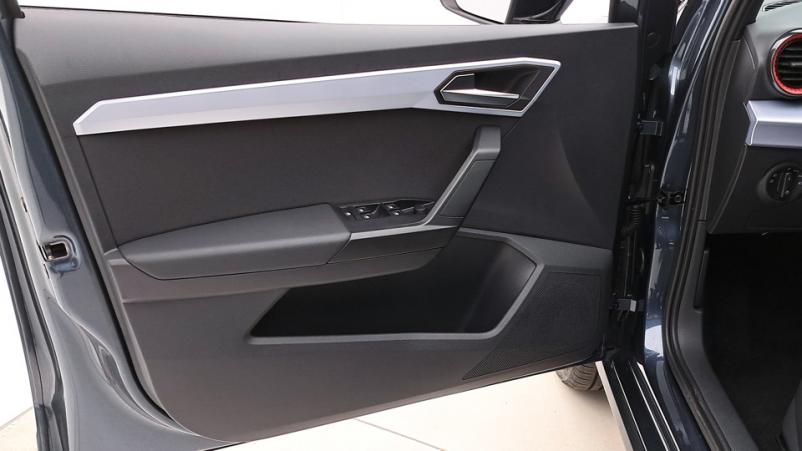 Vente en ligne Seat Arona  1.0 TSI 110ch Automatique/7 Fr au prix de 22 130 €