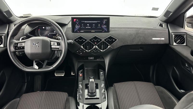 Vente en ligne Ds Ds3 Crossback Ds3 crossback 1.2 PureTech 130ch Performance Line EAT8 au prix de 17 510 €