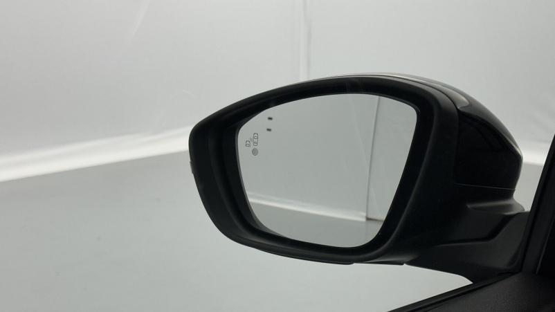 Vente en ligne Peugeot 2008 2008 II 1.2 PureTech 130ch GT Pack EAT8 au prix de 22 400 €