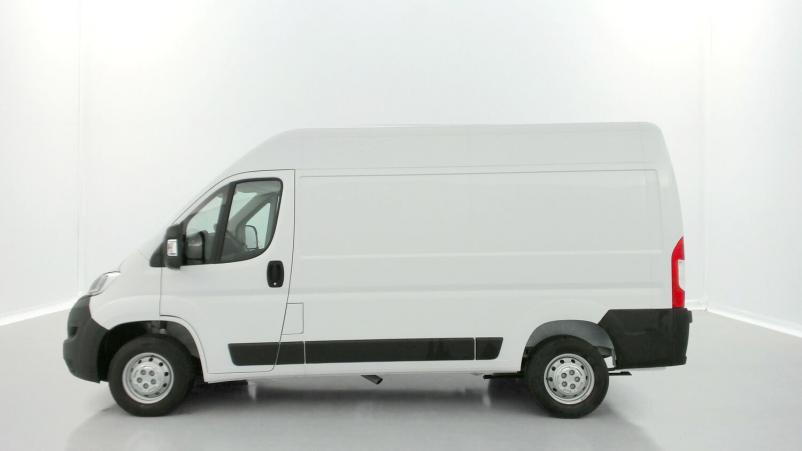 Vente en ligne Opel Movano Movano 3.5T L2H2 2.2d 140ch Pack Business au prix de 31 380 €