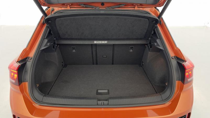 Vente en ligne Volkswagen T-Roc T-roc 2.0 TSI 300ch R 4-Motion DSG7 au prix de 31 400 €