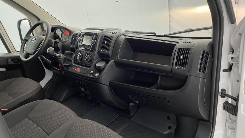 Vente en ligne Opel Movano Movano 3.5T L2H2 2.2d 140ch Pack Business au prix de 31 380 €