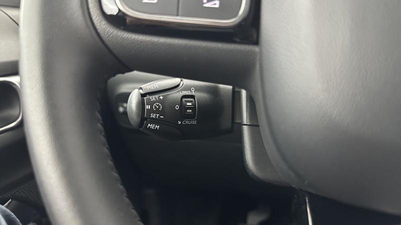 Vente en ligne Citroën C3 C3 III 1.2 PureTech 110ch Shine au prix de 16 200 €