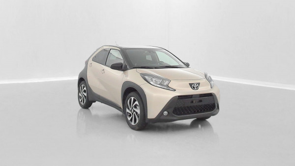 Vente en ligne Toyota Aygo Aygo x 1.0 VVT-i 72ch Design de 2025 au prix de 17 400€