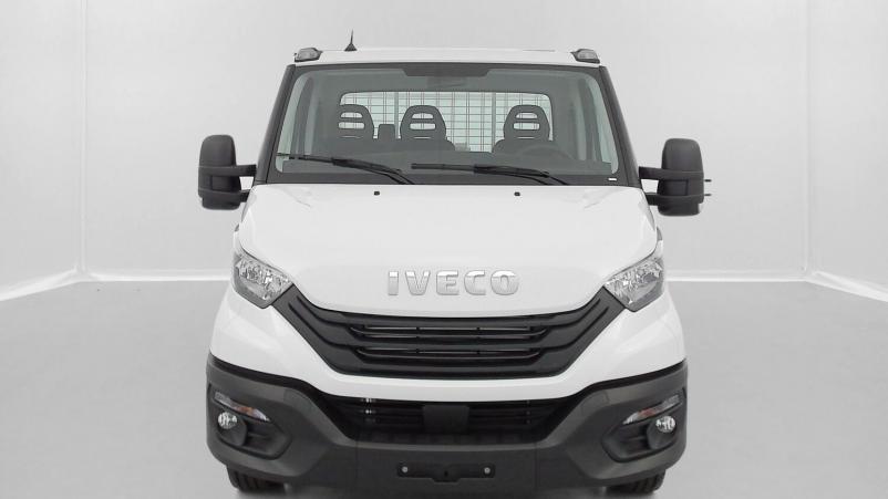 Vente en ligne Iveco Daily Daily III 35C16H 3450 3.0 160ch Ampliroll au prix de 68 630 €