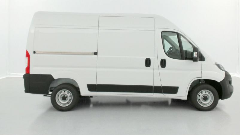 Vente en ligne Fiat Ducato Fourgon Ducato III 3.5 MH2 H3-Power 140ch au prix de 32 580 €