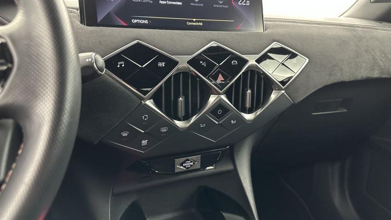 Vente en ligne Ds Ds3 Crossback Ds3 crossback 1.2 PureTech 130ch Performance Line EAT8 au prix de 17 510 €