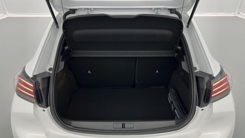 Vente en ligne Peugeot 208 208 II(2) 1.2 Hybrid 100ch Style e-DCS6 au prix de 21 410 €