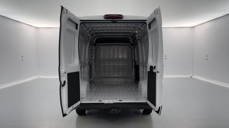 Vente en ligne Fiat Ducato Fourgon Ducato 3.3 LH2 2.2 H3-Power 140ch Pack Pro Lounge Connect au prix de 34 980 €