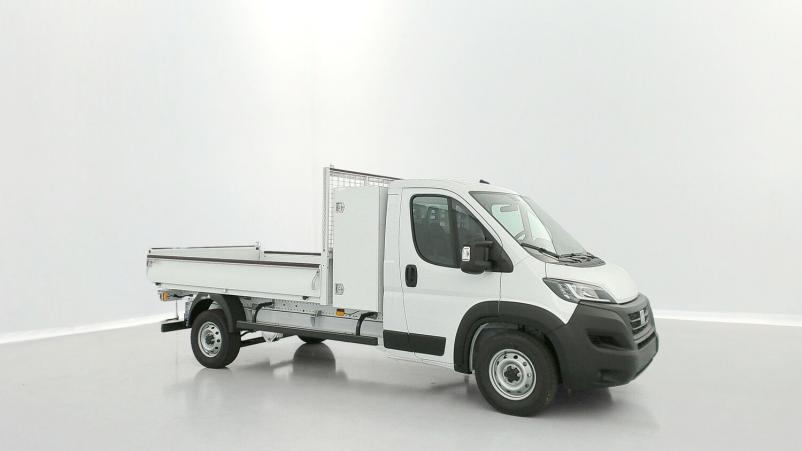 Vente en ligne Fiat Ducato Fourgon Ducato cc 3.5 L 2.2 H3-Power 140ch Maxi Benne Acier + Coffre JPM au prix de 40 500 €