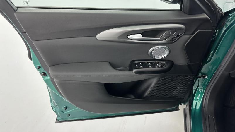 Vente en ligne Alfa Romeo Tonale Tonale 1.5 Hybrid 130ch Sprint TCT7 au prix de 28 700 €
