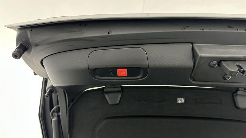 Vente en ligne Peugeot 408 408 1.2 PureTech 130ch GT EAT8 au prix de 27 410 €