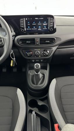 Vente en ligne Hyundai i10 I10 III 1.0 63ch Intuitive au prix de 17 000 €