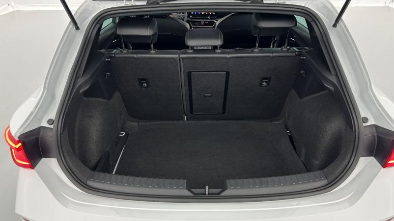 Vente en ligne Cupra Cupra Leon Leon 1.5 eTSI 150ch V DSG7 au prix de 28 700 €