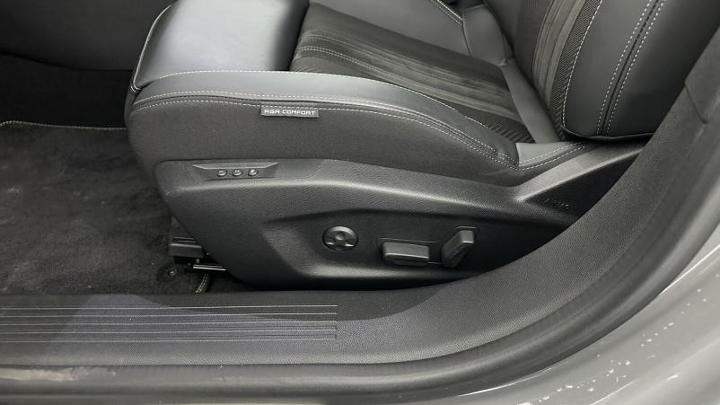 Vente en ligne Peugeot 408 408 1.2 PureTech 130ch GT EAT8 au prix de 27 410 €