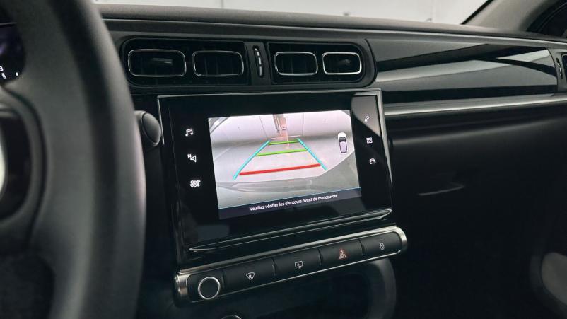 Vente en ligne Citroën C3 C3 III 1.2 PureTech 110ch Shine au prix de 16 200 €