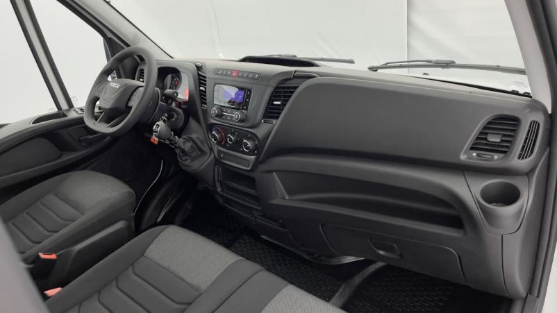 Vente en ligne Iveco Daily Daily III 35C16H 3450 3.0 160ch Q-TOR Benne JPM au prix de 51 660 €