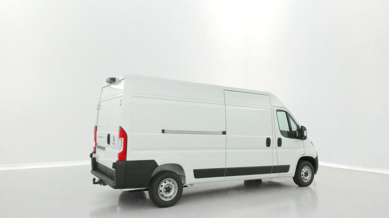 Vente en ligne Fiat Ducato Fourgon Ducato 3.3 LH2 2.2 H3-Power 140ch Pack Pro Lounge Connect au prix de 34 980 €