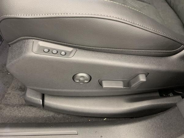 Vente en ligne Ds DS7 Crossback BlueHDi 130 EAT8 Pallas au prix de 36 540 €