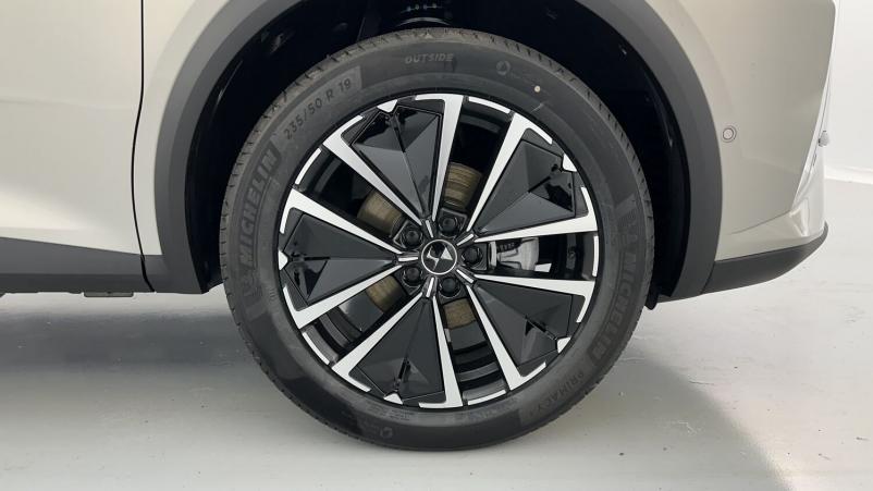 Vente en ligne Ds DS7 Crossback Ds7 1.5 BlueHDi 130ch Pallas EAT8 au prix de 36 410 €