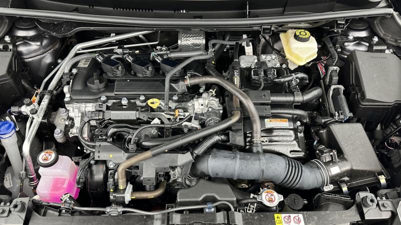 Vente en ligne Toyota Yaris Yaris Hybride 116h Design e-CVT au prix de 25 700 €