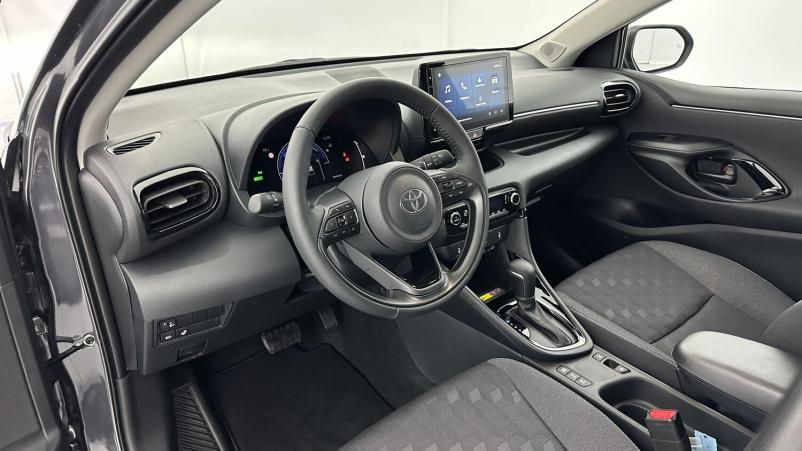 Vente en ligne Toyota Yaris Yaris Hybride 116h Design e-CVT au prix de 25 700 €