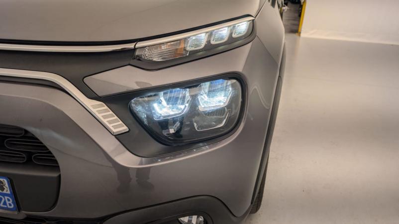 Vente en ligne Citroën C3 PureTech 110 ch BVM6 Max au prix de 14 700 €