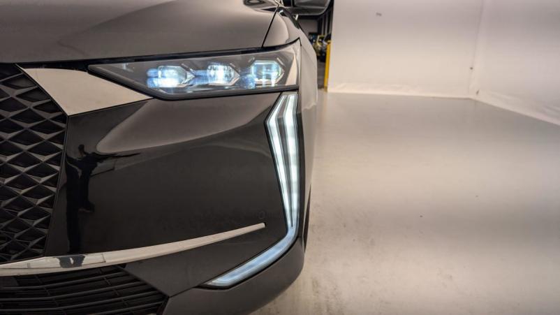 Vente en ligne Ds DS4 PureTech 225 EAT8 Cross Rivoli au prix de 27 470 €