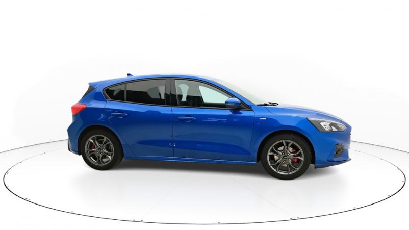 Vente en ligne Ford Focus 5P 1.0 EcoBoost mHEV 155ch Manuelle/6 St-line x au prix de 19 390 €