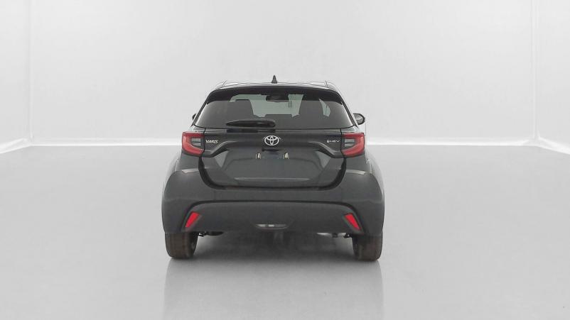 Vente en ligne Toyota Yaris Yaris Hybride 116h Design e-CVT au prix de 25 700 €