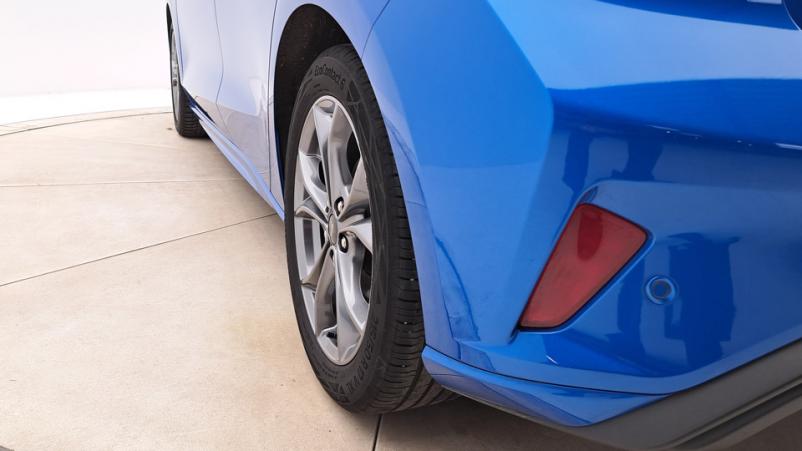 Vente en ligne Ford Focus 5P 1.0 EcoBoost mHEV 155ch Manuelle/6 St-line x au prix de 19 390 €