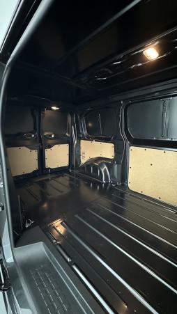 Vente en ligne Citroën Jumpy Fourgon Jumpy M 2.0 BlueHDi 145ch au prix de 30 900 €