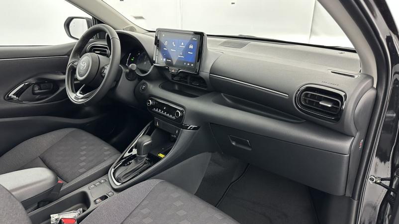 Vente en ligne Toyota Yaris Yaris Hybride 116h Design e-CVT au prix de 25 700 €