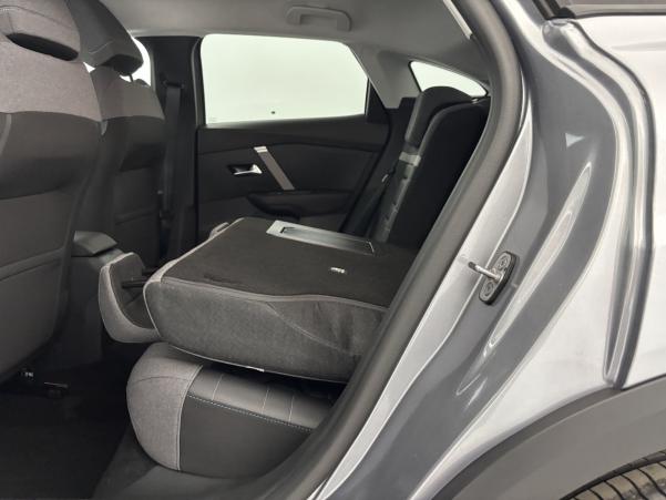 Vente en ligne Citroën C4 1.2 PureTech 130ch MAX Automatique au prix de 18 990 €