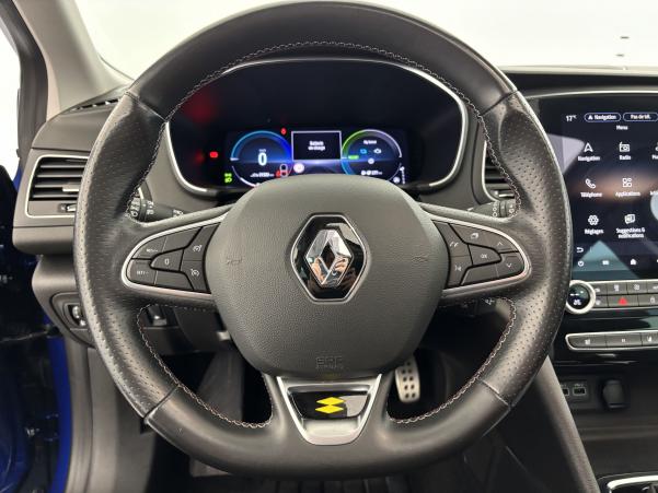 Vente en ligne Renault Megane 1.6 E-Tech Plug-in 160ch RS Line + Toit ouvrant au prix de 20 990 €