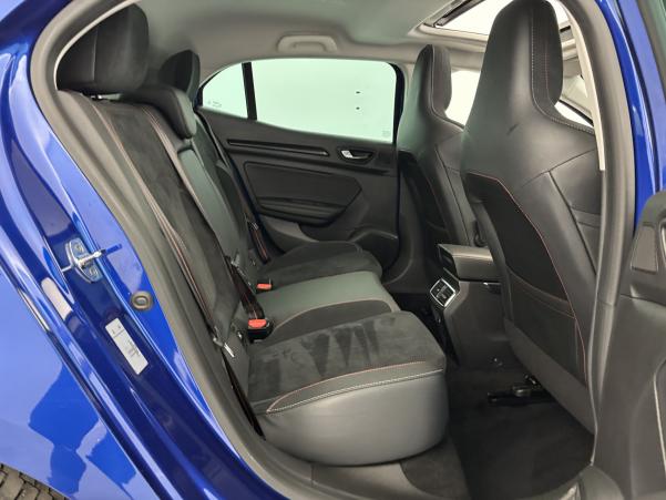 Vente en ligne Renault Megane 1.6 E-Tech Plug-in 160ch RS Line + Toit ouvrant au prix de 20 990 €