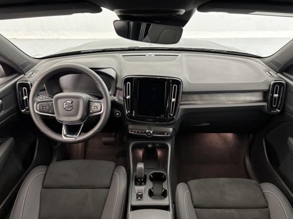 Vente en ligne Volvo XC40 T4 Recharge 129 + 82ch Start DCT 7 au prix de 33 990 €