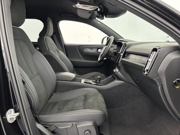 Vente en ligne Volvo XC40 T4 Recharge 129 + 82ch Start DCT 7 au prix de 33 990 €