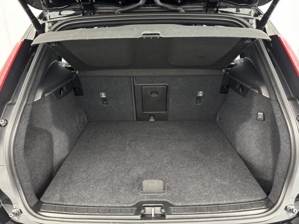 Vente en ligne Volvo XC40 T4 Recharge 129 + 82ch Start DCT 7 au prix de 33 990 €