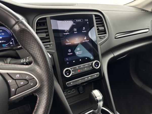 Vente en ligne Renault Megane 1.6 E-Tech Plug-in 160ch RS Line + Toit ouvrant au prix de 20 990 €