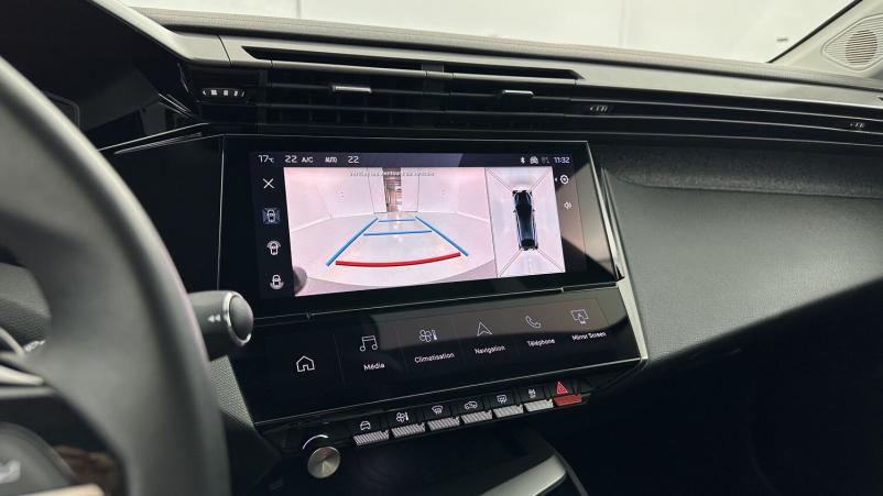 Vente en ligne Peugeot 408 408 1.2 PureTech 130ch Allure Pack EAT8 au prix de 25 010 €