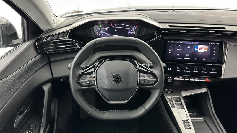 Vente en ligne Peugeot 408 408 1.2 PureTech 130ch Allure Pack EAT8 au prix de 25 010 €