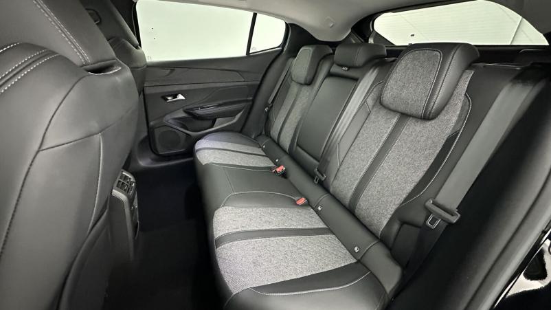 Vente en ligne Peugeot 408 408 1.2 PureTech 130ch Allure Pack EAT8 au prix de 25 010 €