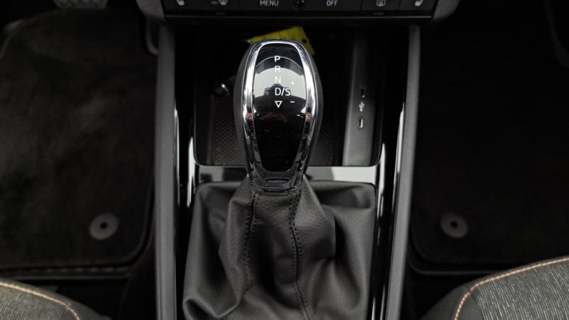 Vente en ligne Skoda Kamiq  1.0 TSI 110ch Automatique/7 Style au prix de 23 150 €