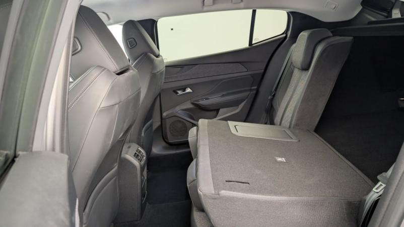 Vente en ligne Peugeot 408 PureTech 130 ch S S EAT8 Allure au prix de 26 030 €