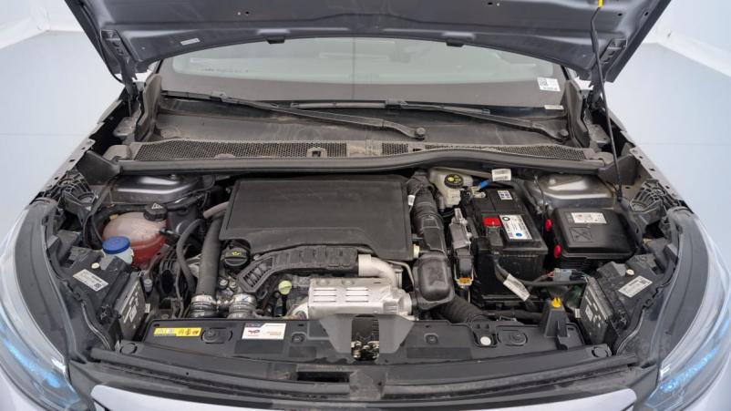 Vente en ligne Peugeot 2008 PureTech 130 S S EAT8 GT au prix de 21 910 €