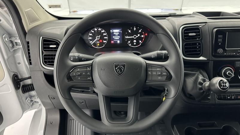 Vente en ligne Peugeot Boxer Fourgon Boxer II L2H2 3.5 2.2 BlueHDi 140ch au prix de 31 380 €
