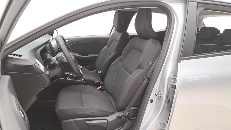 Vente en ligne Renault Clio 5P 1.0 TCe 90ch Manuelle/6 Equilibre au prix de 17 560 €