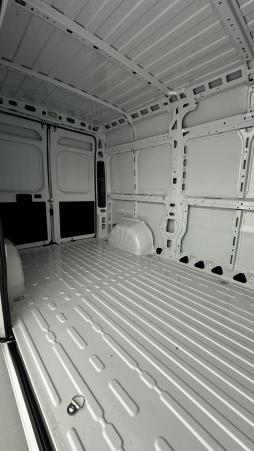 Vente en ligne Peugeot Boxer Fourgon Boxer II L2H2 3.5 2.2 BlueHDi 140ch au prix de 31 380 €